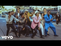 Mark Ronson ft. Bruno Mars - Uptown Funk