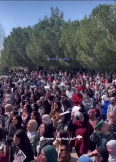 אתמול באוניברסיטת ביר זית: מפגן תמיכה בחמאס בהשתתפות מאות...