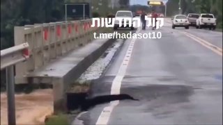 מטורף :גשר מתמוטט משיטפון ענק במחוז ריו גרנדה דו סול. בברזיל...