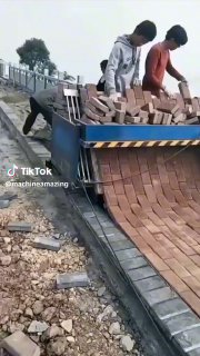 Semi-Automatic Brick paver machine 