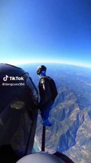 Wingsuit flying View Sports Actions do not imitate...