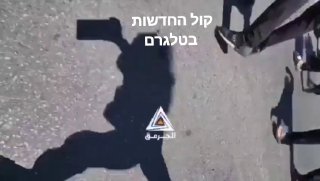 הזיה: לפני זמן קצר בהפגנת ערבים בצומת טייבה: ערבי (עם החולצה...