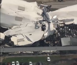 מפעל ענק של חברת פייזר בארצות הברית נפגע מטורנדו...