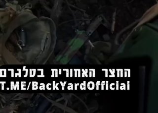 חייל רוסי מציל את עצמו מהרימון שזרק ...