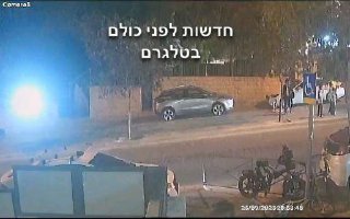 תיעוד הארוע - דקות אחרי צאת כיפור: אוטובוס עמוס בנוסעים התדרדר...