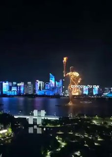 סין: הולוגרמת ענק בטקס הפתיחה של המשחקים האולימפיים האסייתים....