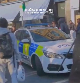 המהגרים בלונדון לא מפחדים מהמשטרה...