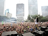 Steve Aoki - Ultra Music Festival Miami 2013
