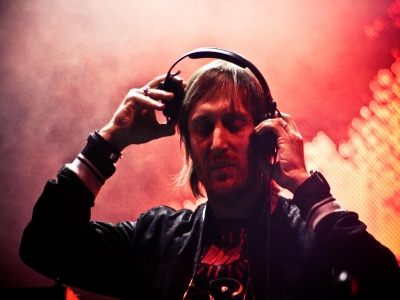 David Guetta ft. Mikky Ekko - One Voice