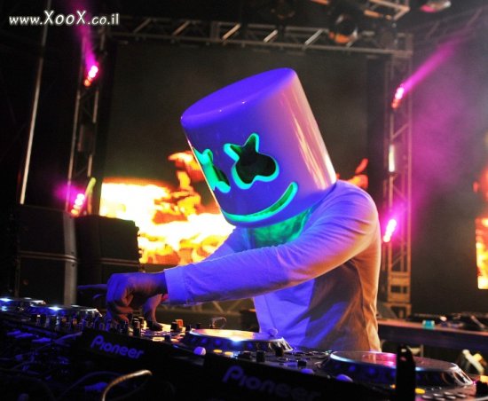 DJ Marshmello