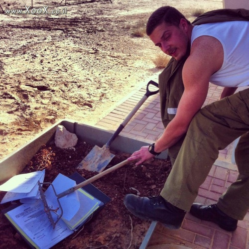 תמונת לפני הבחינה חרש על החומר