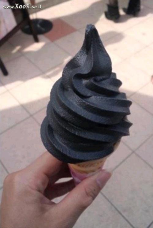 תמונת גלידה שחורה