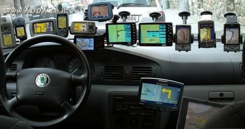 GPS פנה שמאלה