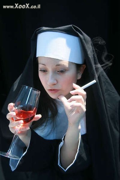 נזירה בדיכאון
